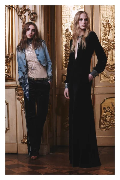 Look 37